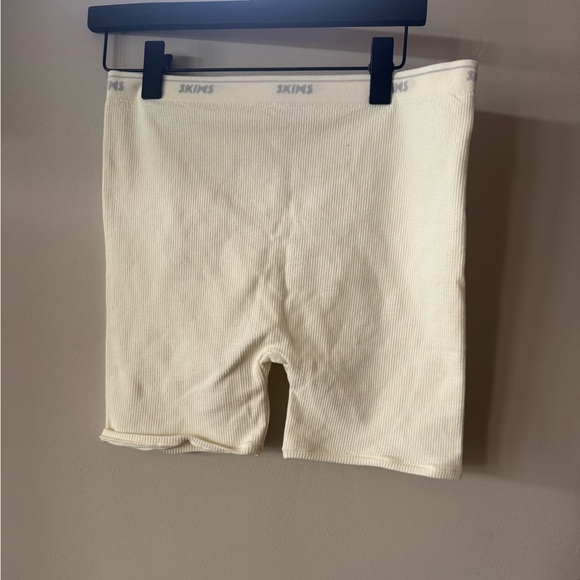 Skims Seamless Logo Rib Intimates Boxer - Picture 2 of 4